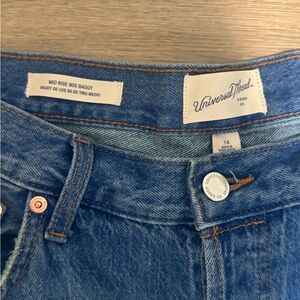 Universal Thread Blue Denim Jeans